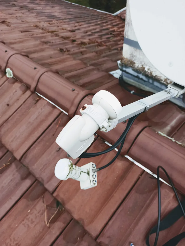 Antenne satellite a Sainte-Colombe - Electri-Secure